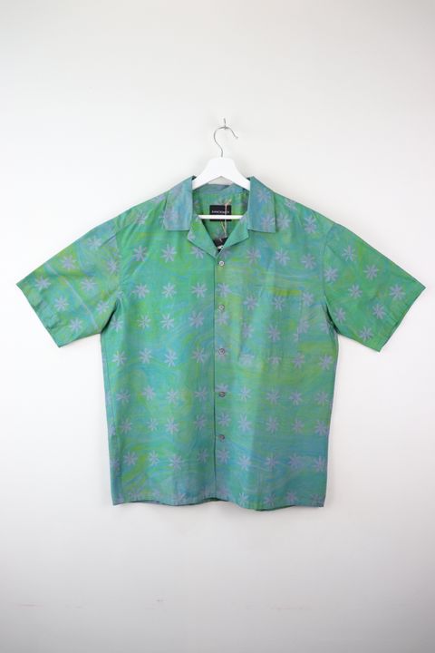 batik-mens-open-collar-shirt394.JPG