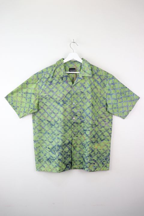 batik-mens-open-collar-shirt453.JPG