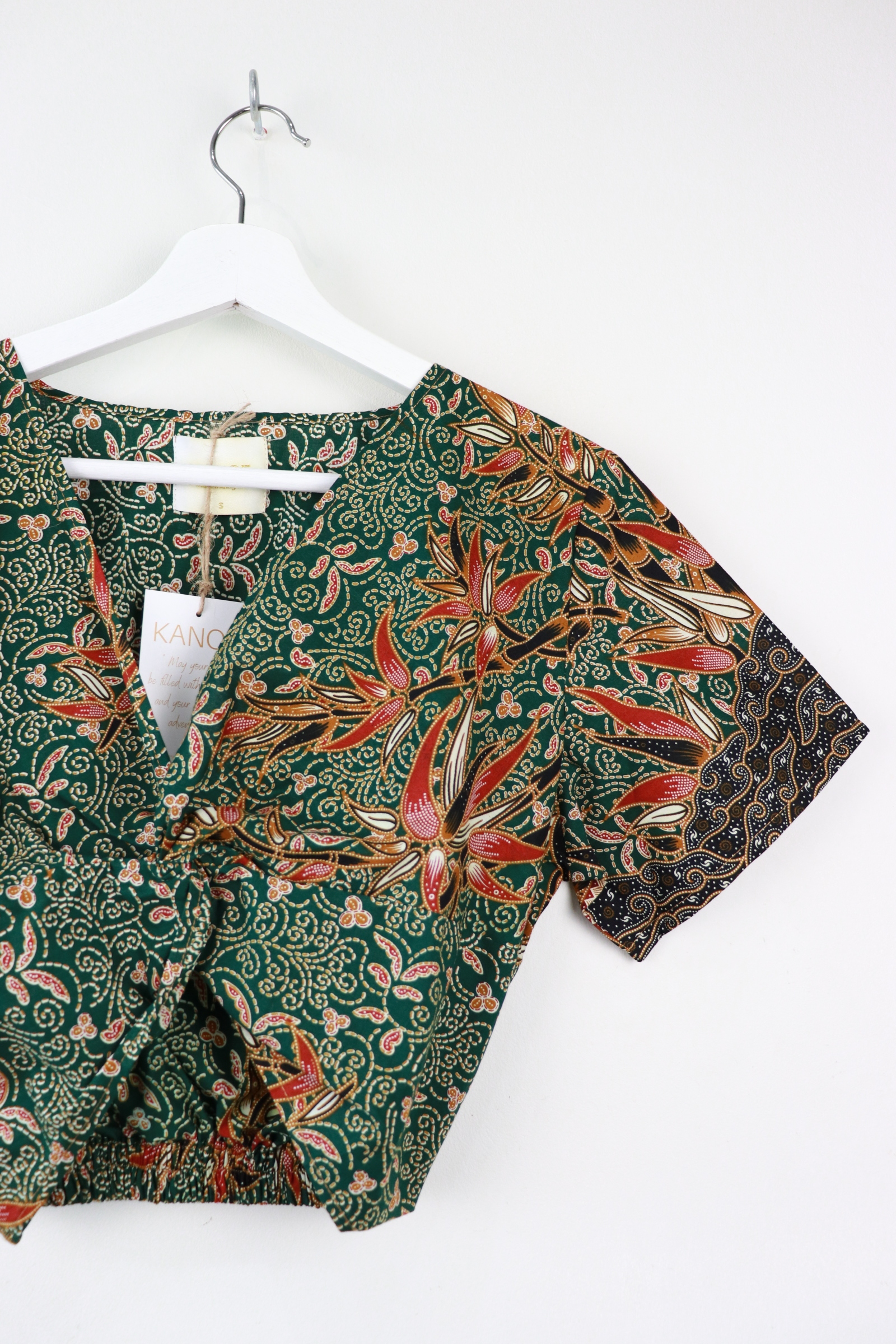 Twisted Front Batik Top - Matcha 