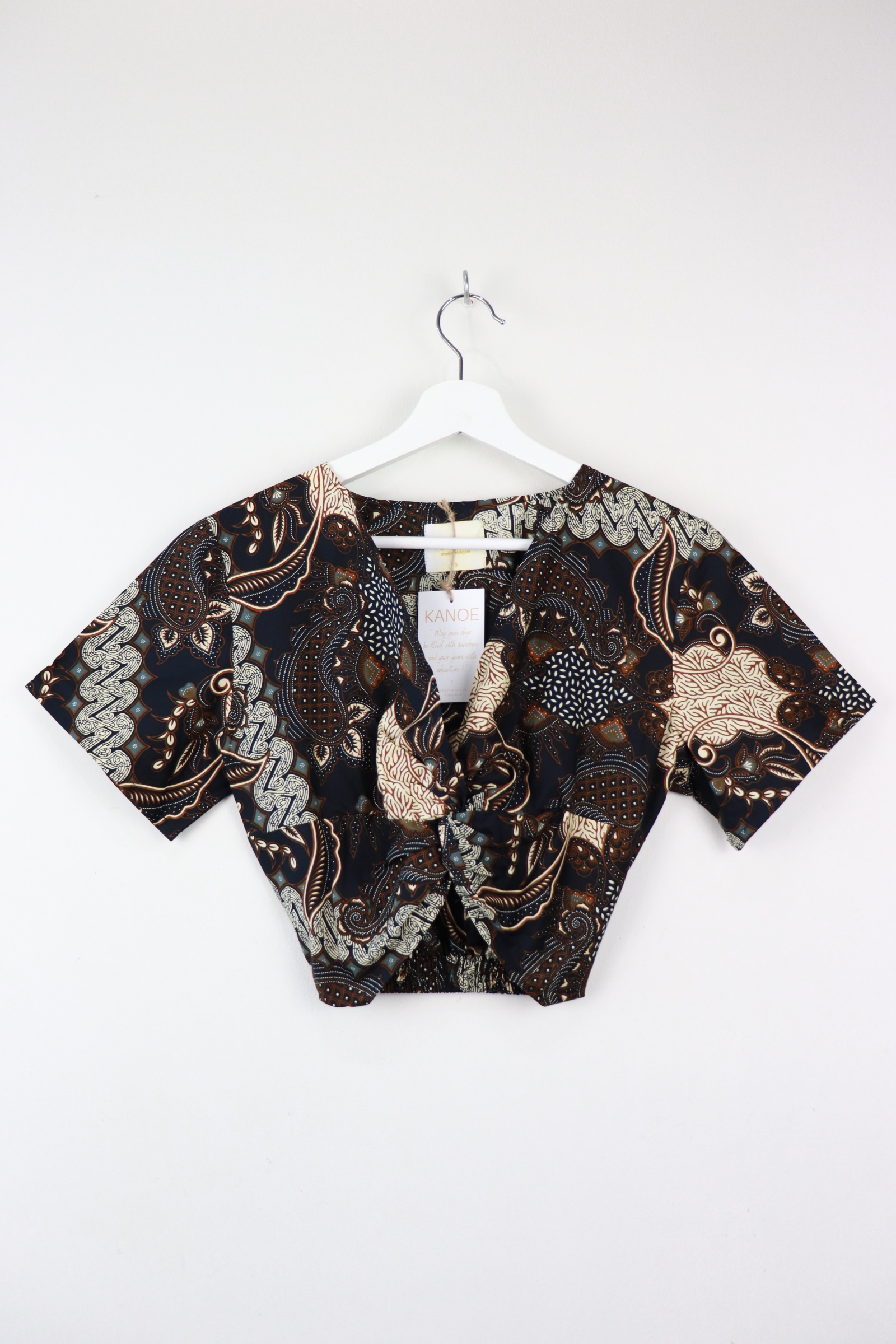 Twisted Front Batik Top - Sesame 