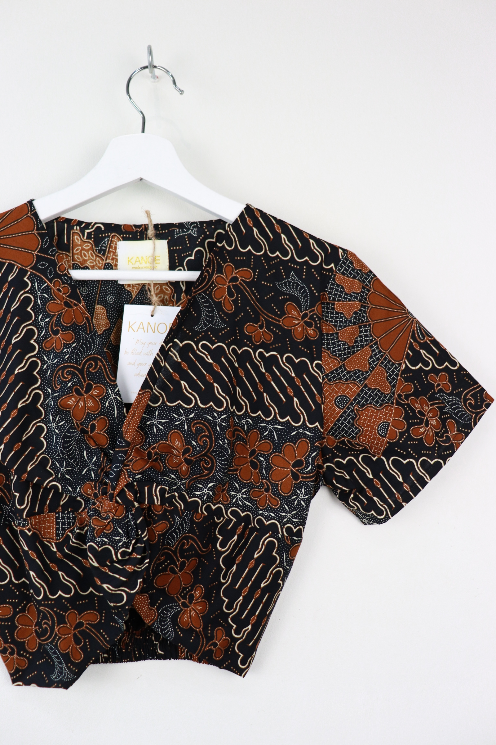Twisted Front Batik Top - Walnut
