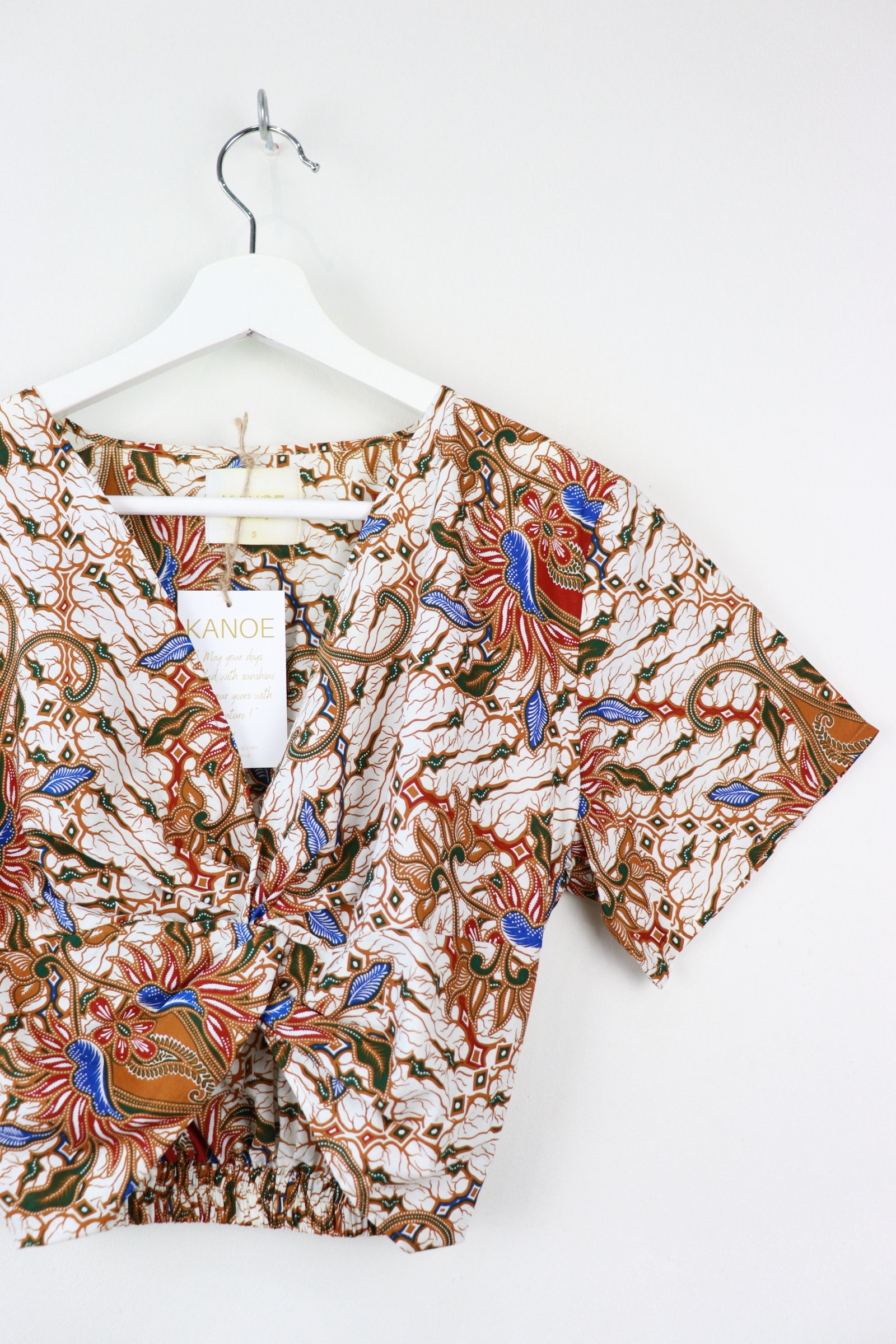 Twisted Front Batik Top - White Lotus (Light Blue)