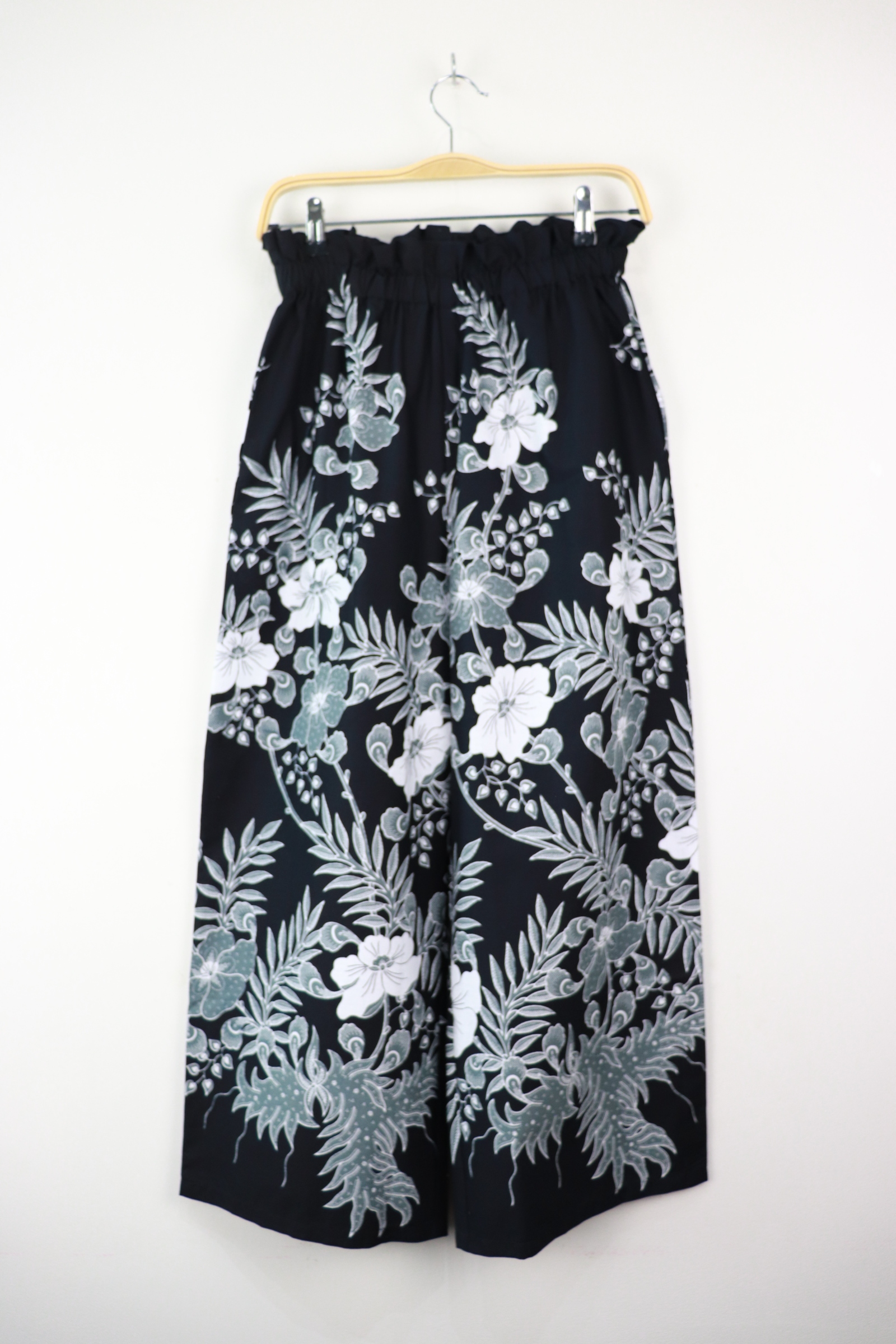 Batik Lounge Pants - Onyx Orchid