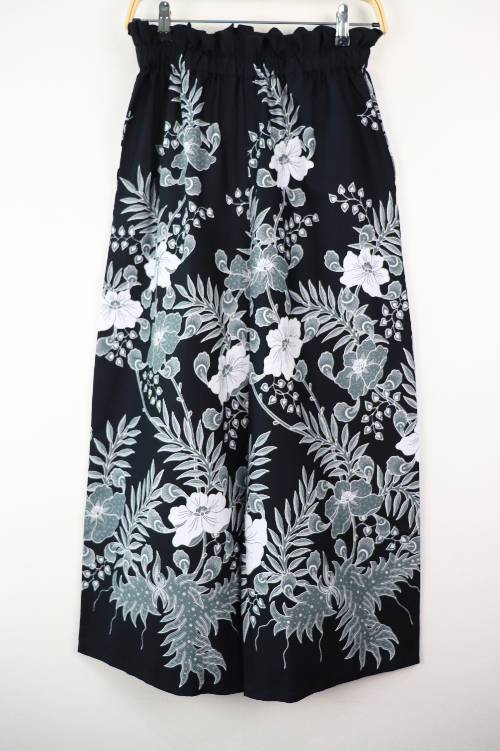 Batik Lounge Pants - Onyx Orchid