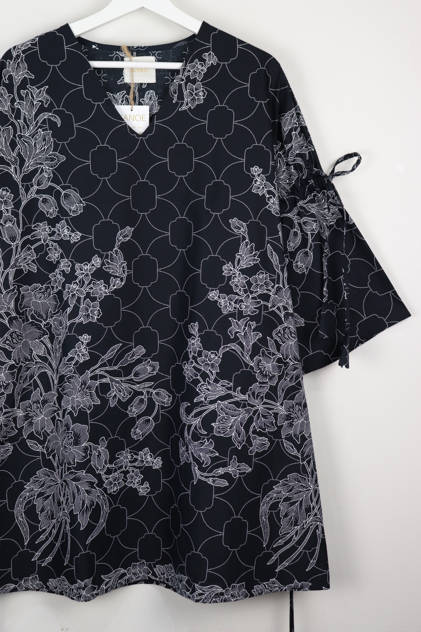Klassik Batik Dress - Moon Wishes