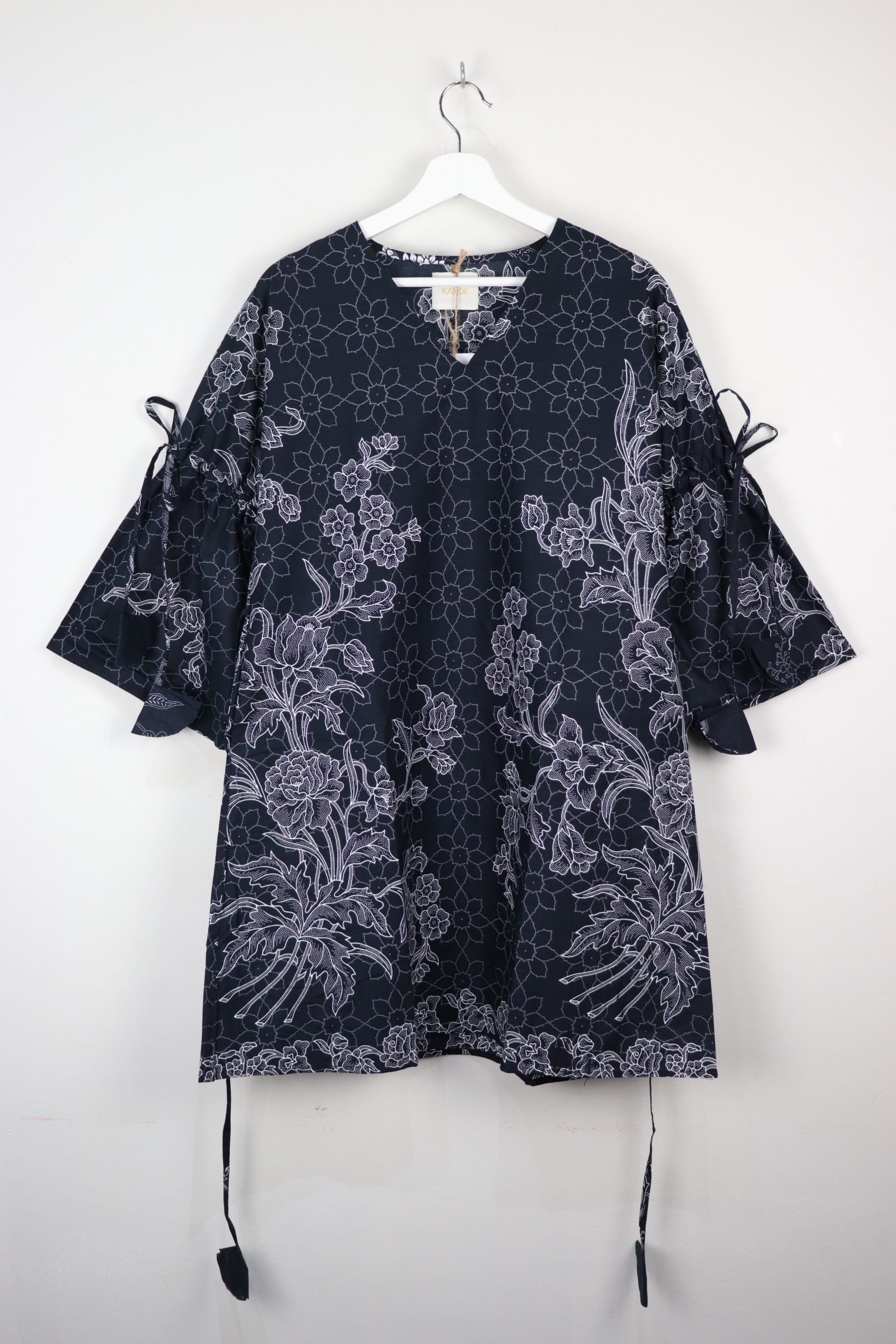 Klassik Batik Dress - Moon Wonder