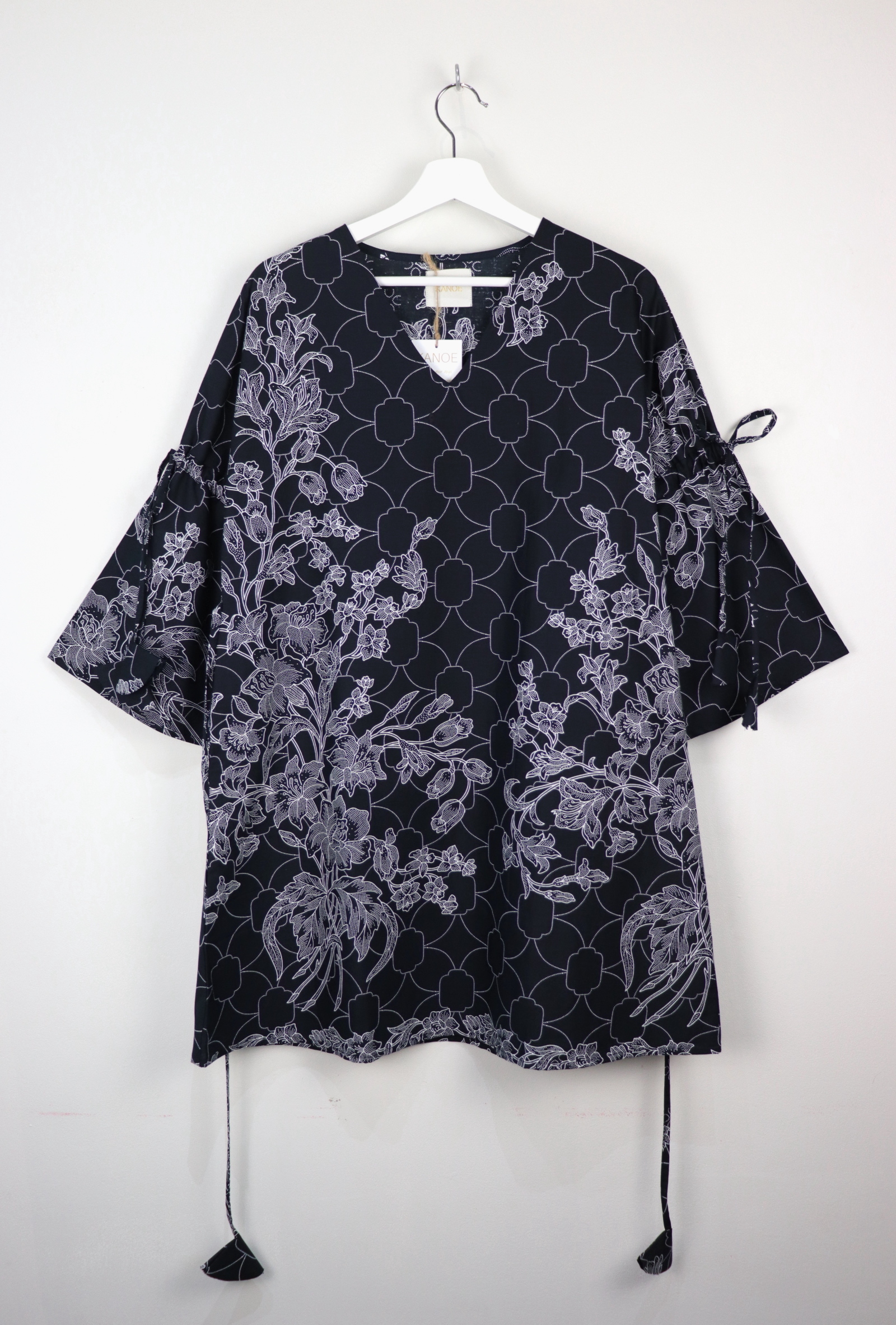 Klassik Batik Dress - Moon Wishes