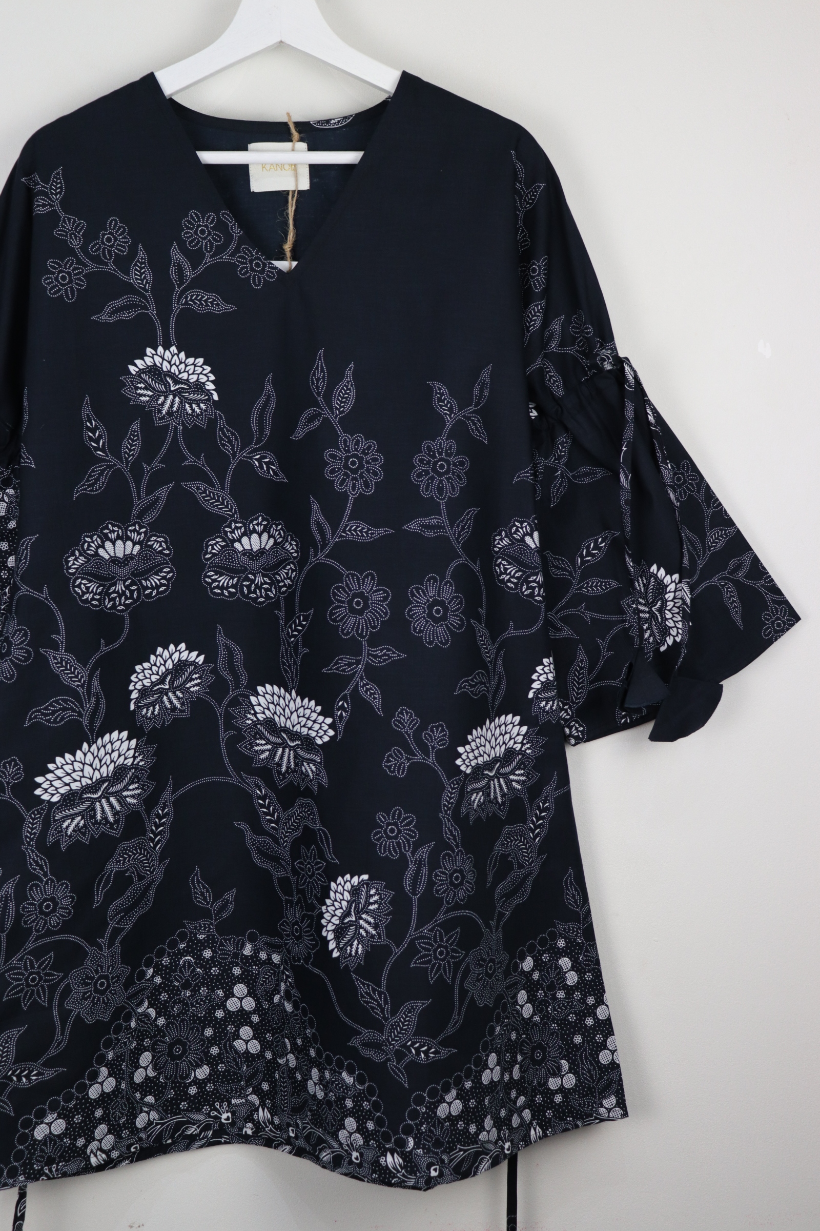 Klassik Batik Dress - Moon Dream
