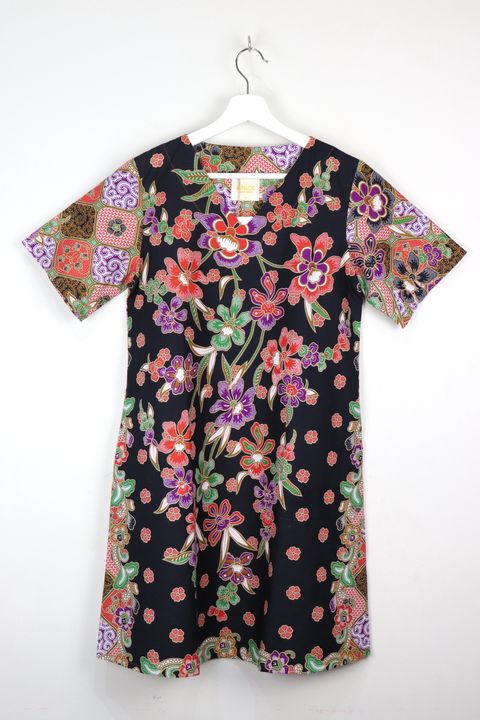 batik-basic-v neck-dress2