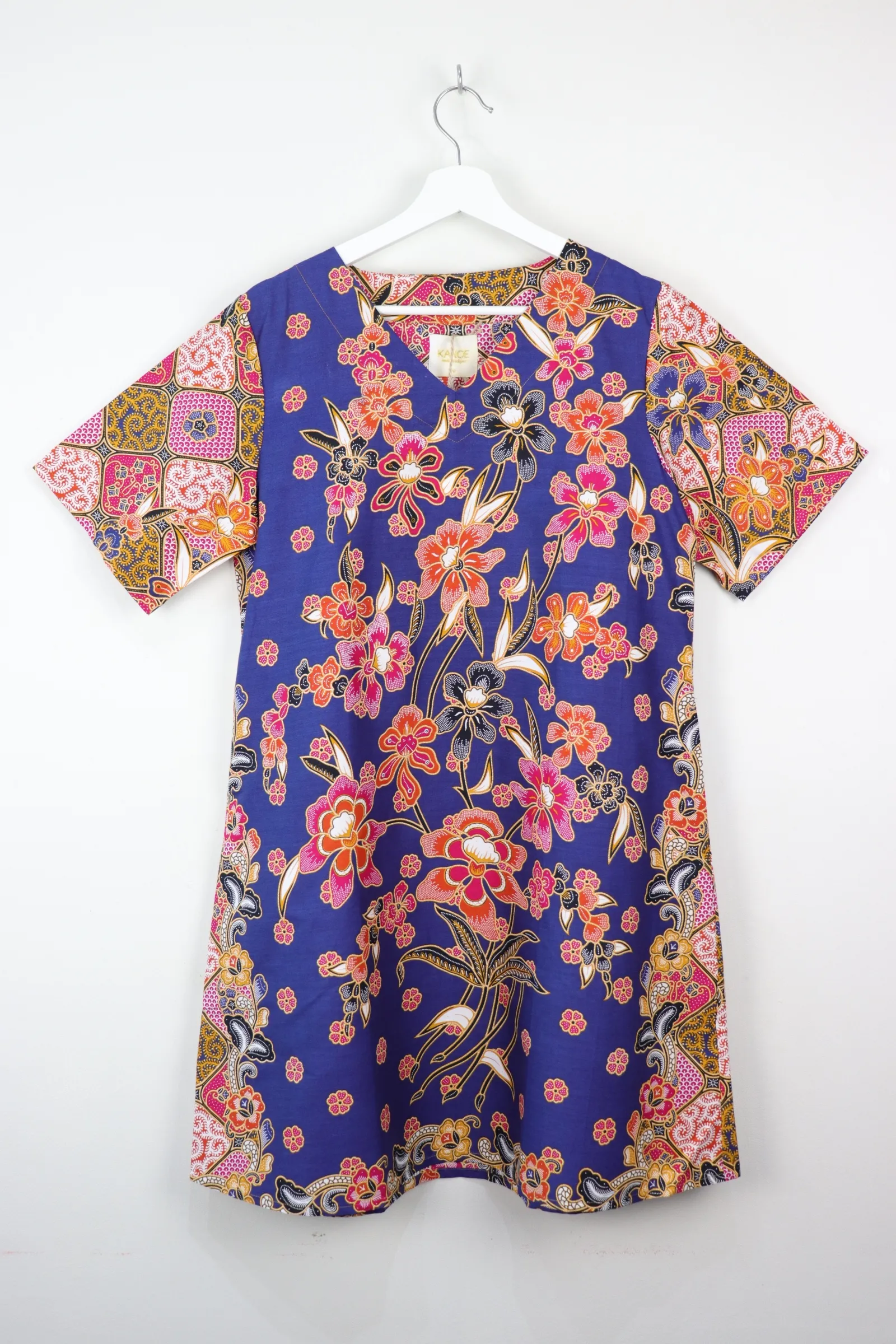 Batik Basic V-neck Dress - Lemon Tart (M)