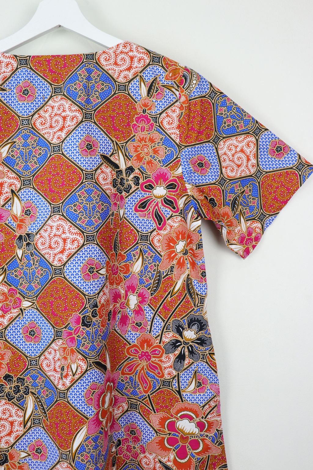 batik-basic-v neck-dress127