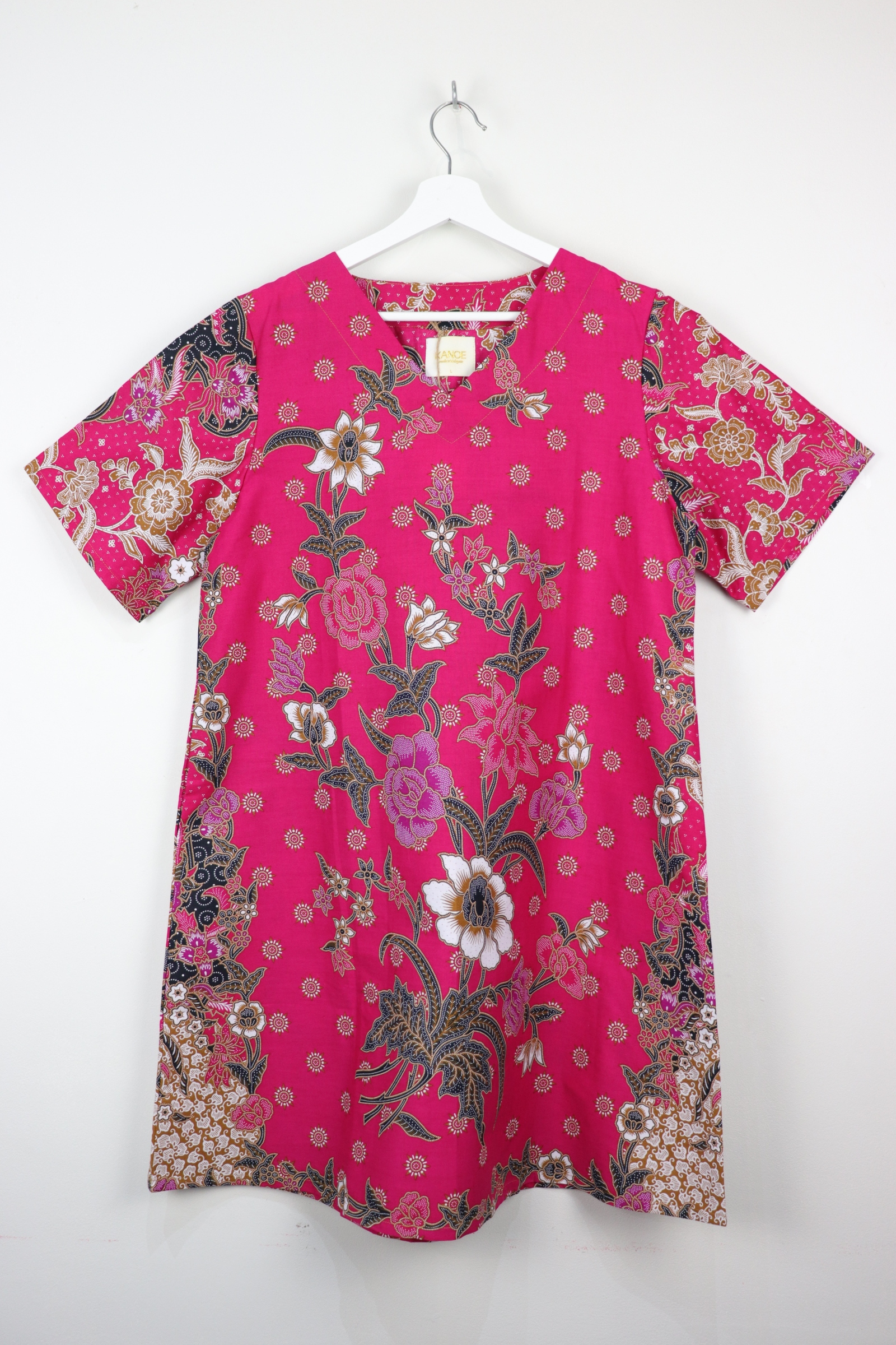 Batik Basic V-neck Dress - Berry Gelato (L)