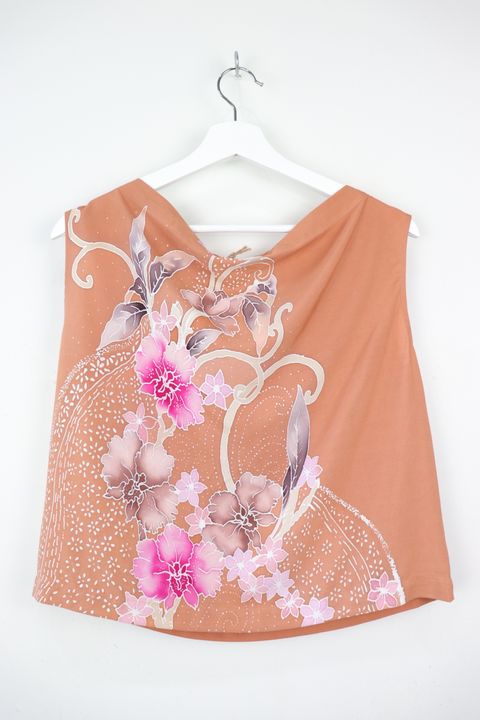 handdrawn-batik-cowl-top50