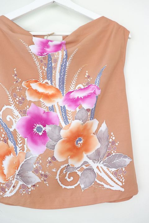 handdrawn-batik-cowl-top65