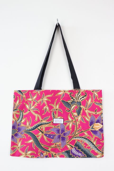 BATIK BAGS – KANOE - Batik Child est 2016.