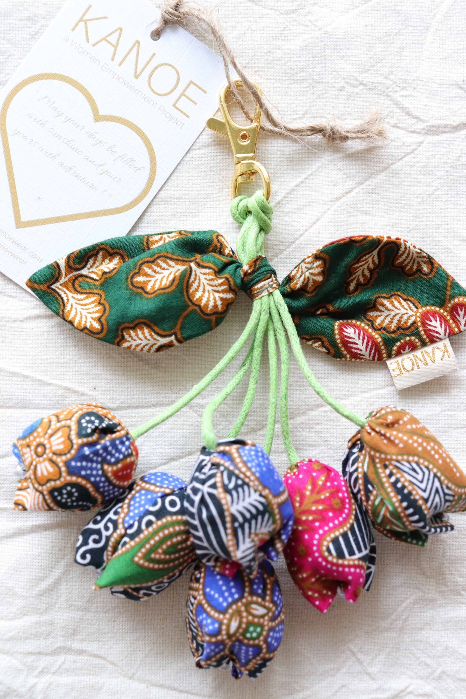 Bougainvillea Batik Keychain - Sakura Fun