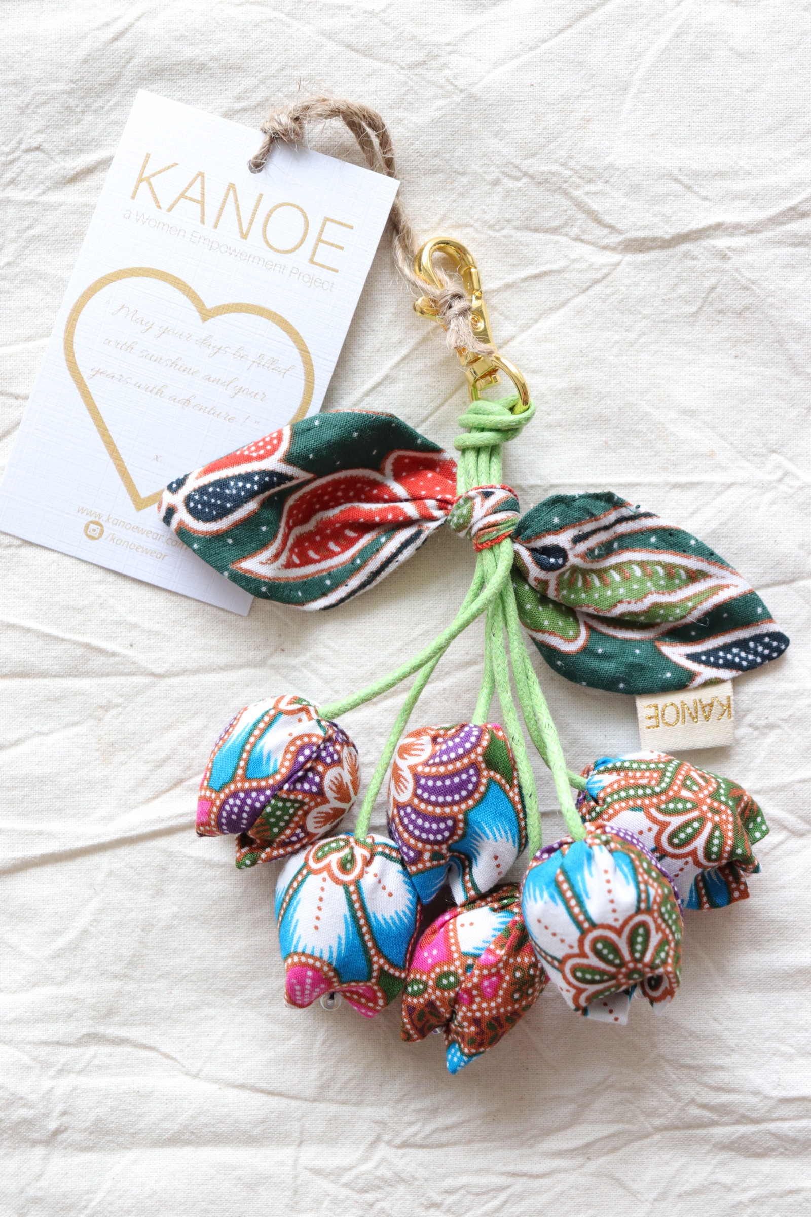 Bougainvillea Batik Keychain - Sakura Wonder