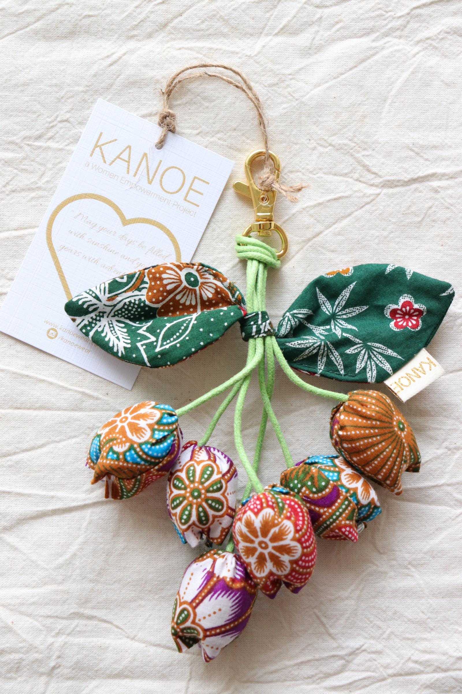 Bougainvillea Batik Keychain - Sakura Dream