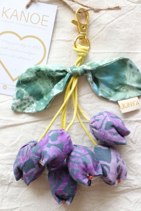 batik-bougainvillea-keychain56