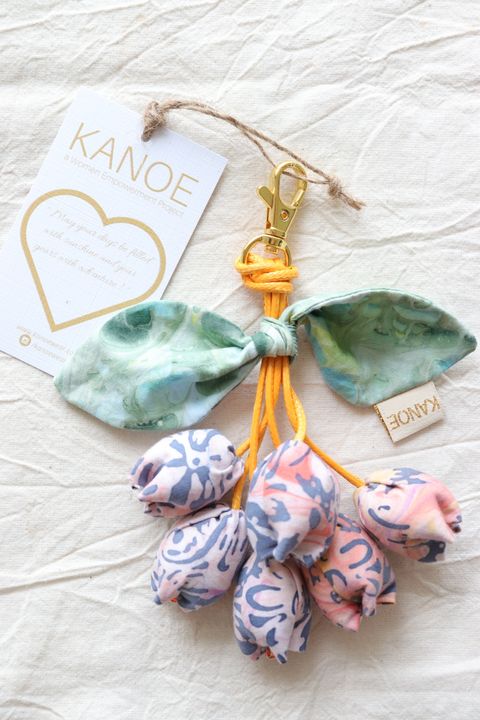 batik-bougainvillea-keychain74