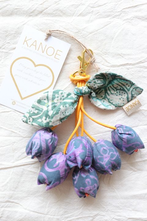 batik-bougainvillea-keychain81