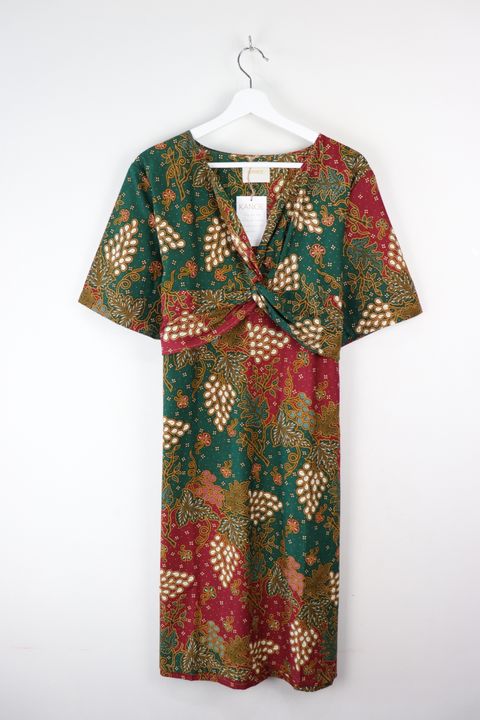 batik-twisted-front-dress85