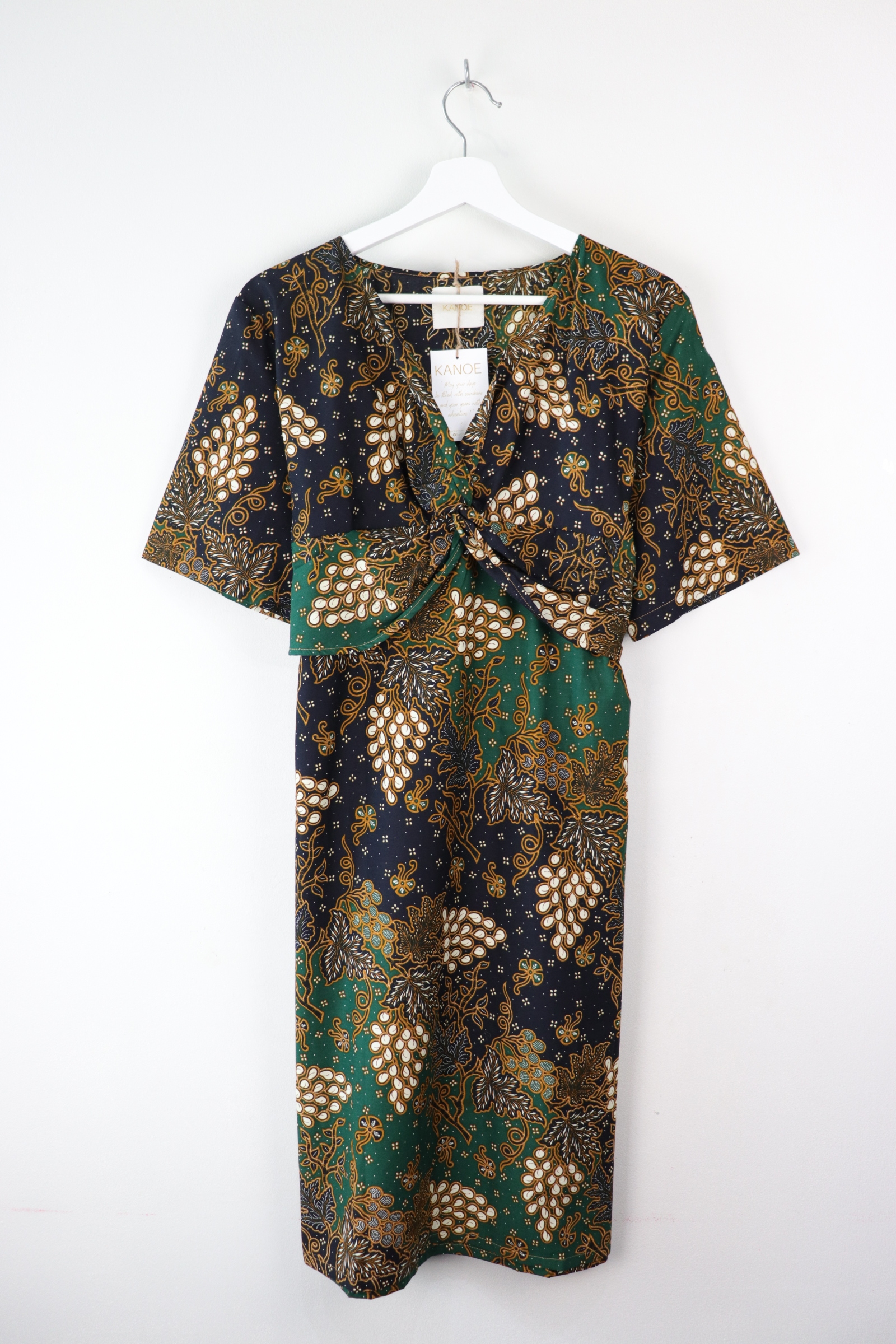 Twisted Front Dress - Nature Bloom (Black)