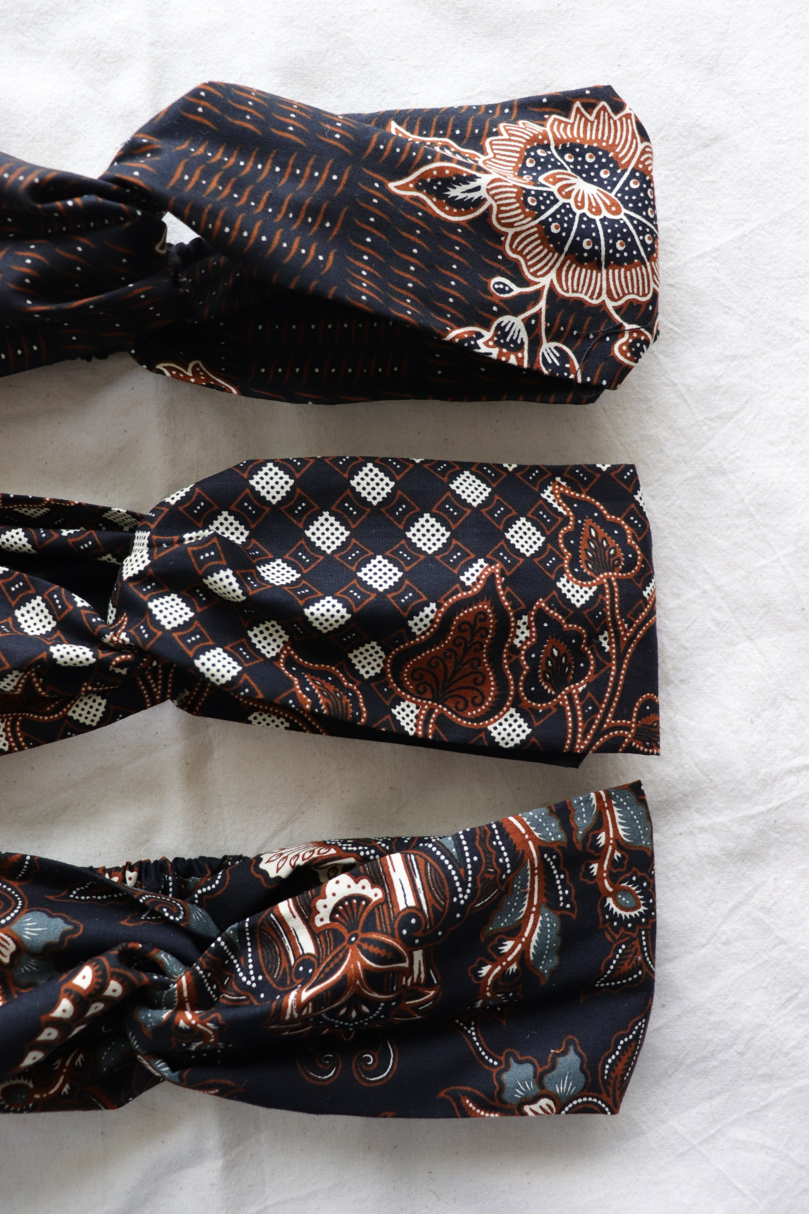 Crossover Batik Headbands [Set of 3] - Cola Fizz