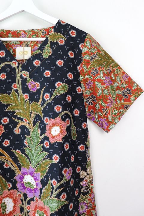 batik-basic-v-neck-dress115