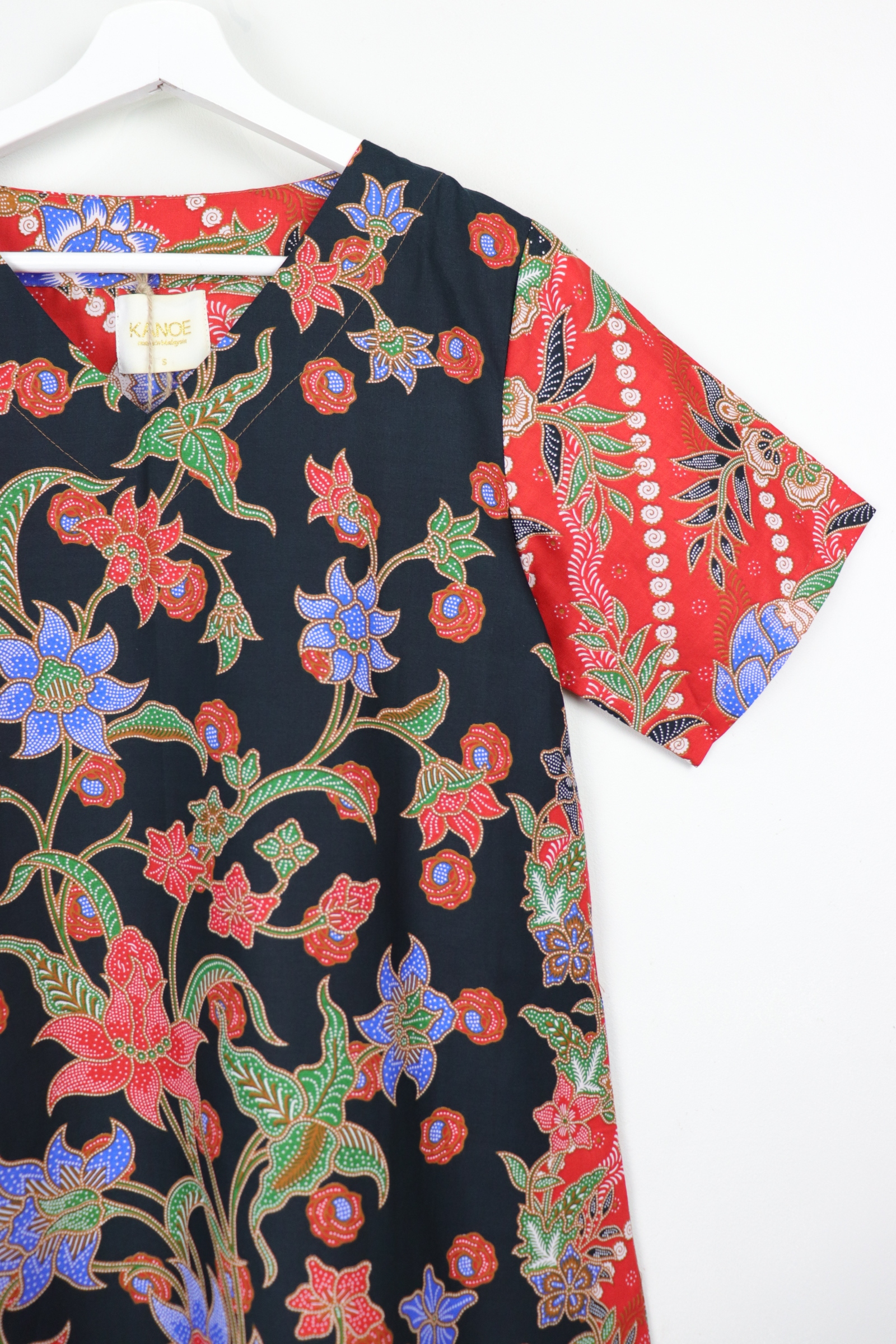Batik Basic V-neck Dress - Raspberry Sorbet (S)