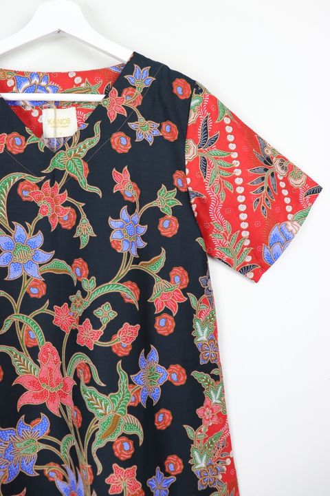 batik-basic-v-neck-dress65