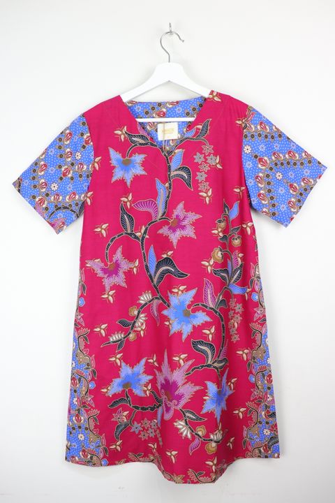 batik-basic-v-neck-dress76