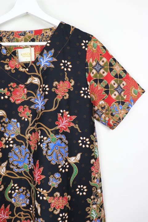 batik-basic-v-neck-dress92