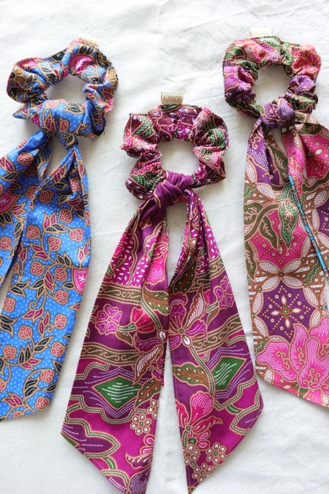 batik-scrunchie-with-ribbon13