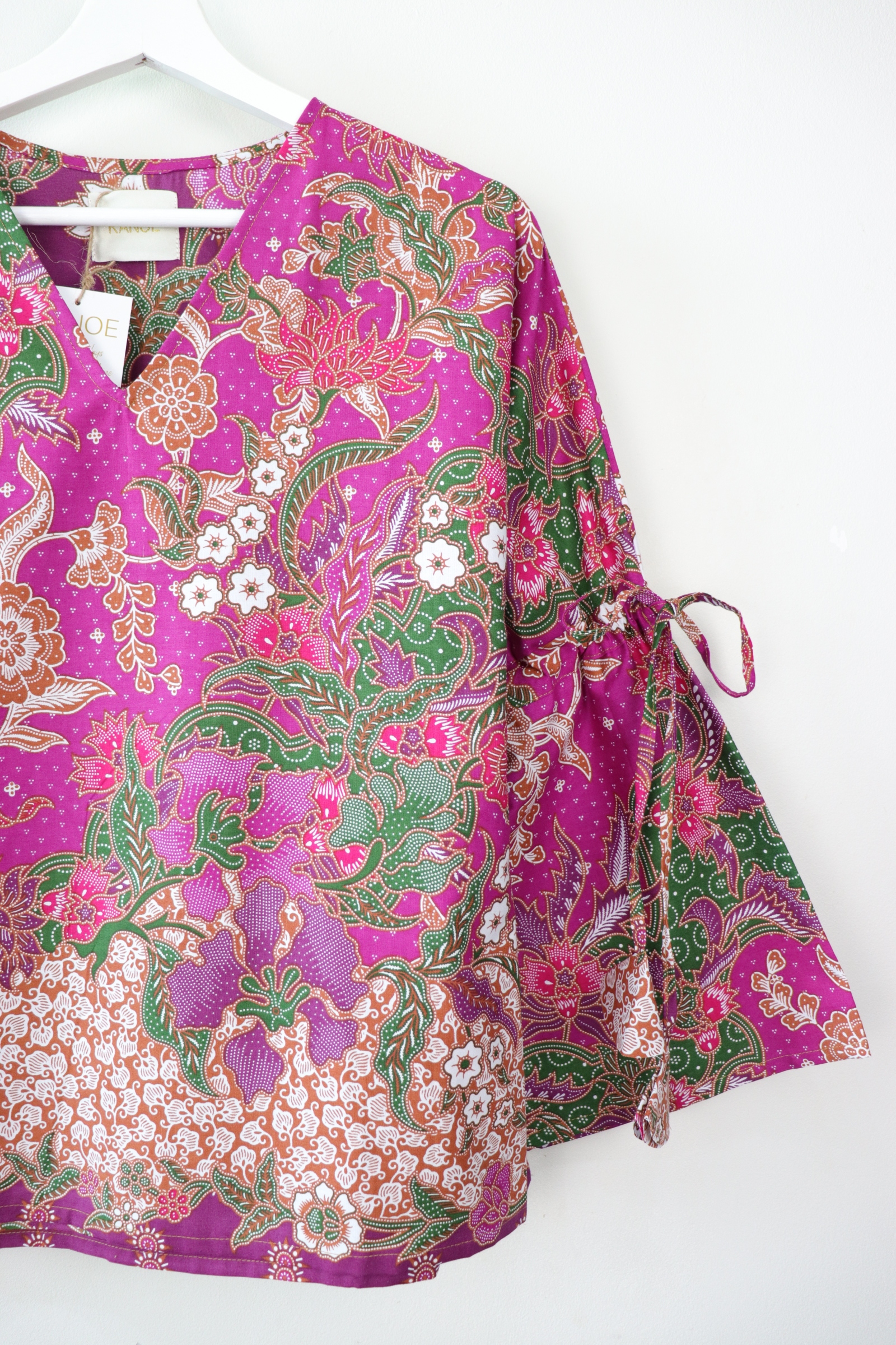 Klassik Batik Top - Iris Wu