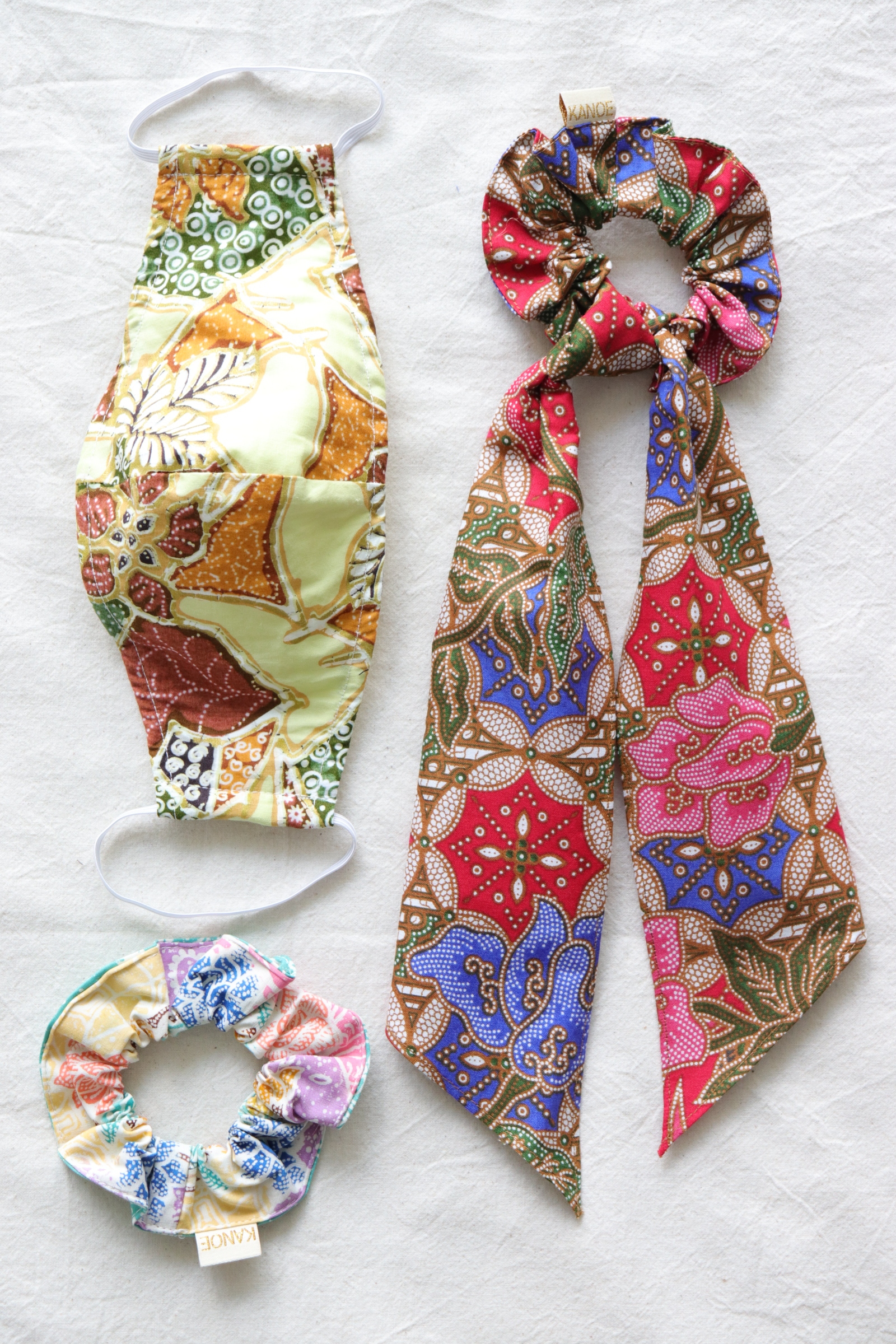 Christmas Accessory Gift Set - Feliz Navidad