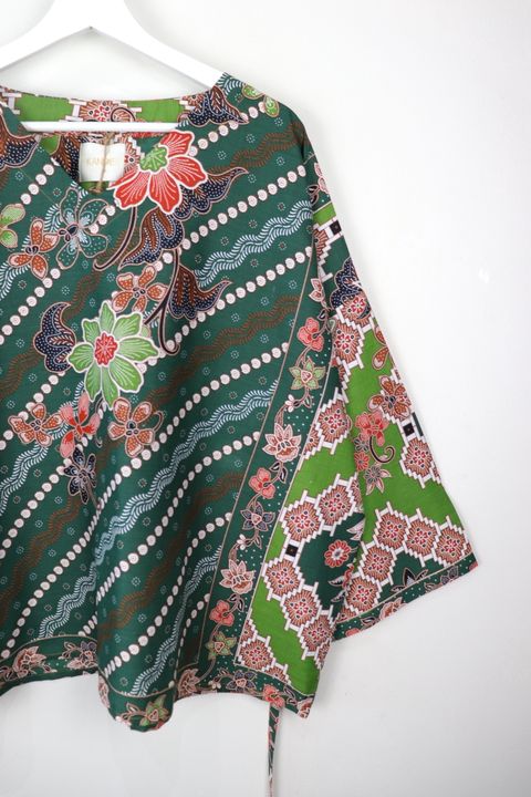 big-girl-batik-top70