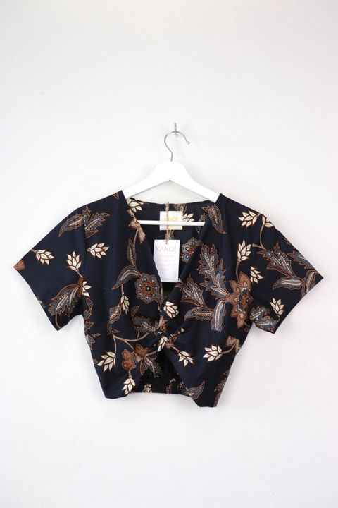 batik-twisted-front-top29