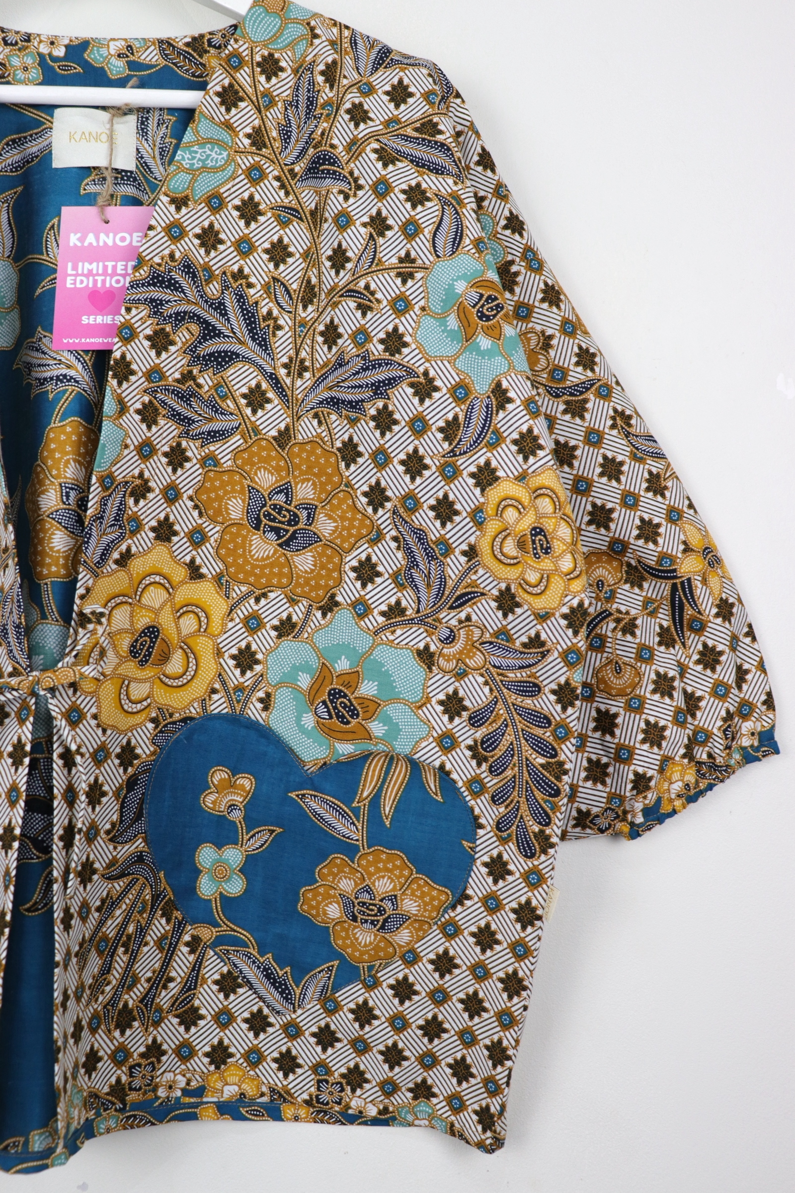 Kimono Signature Heart Pockets - Funshine Heart