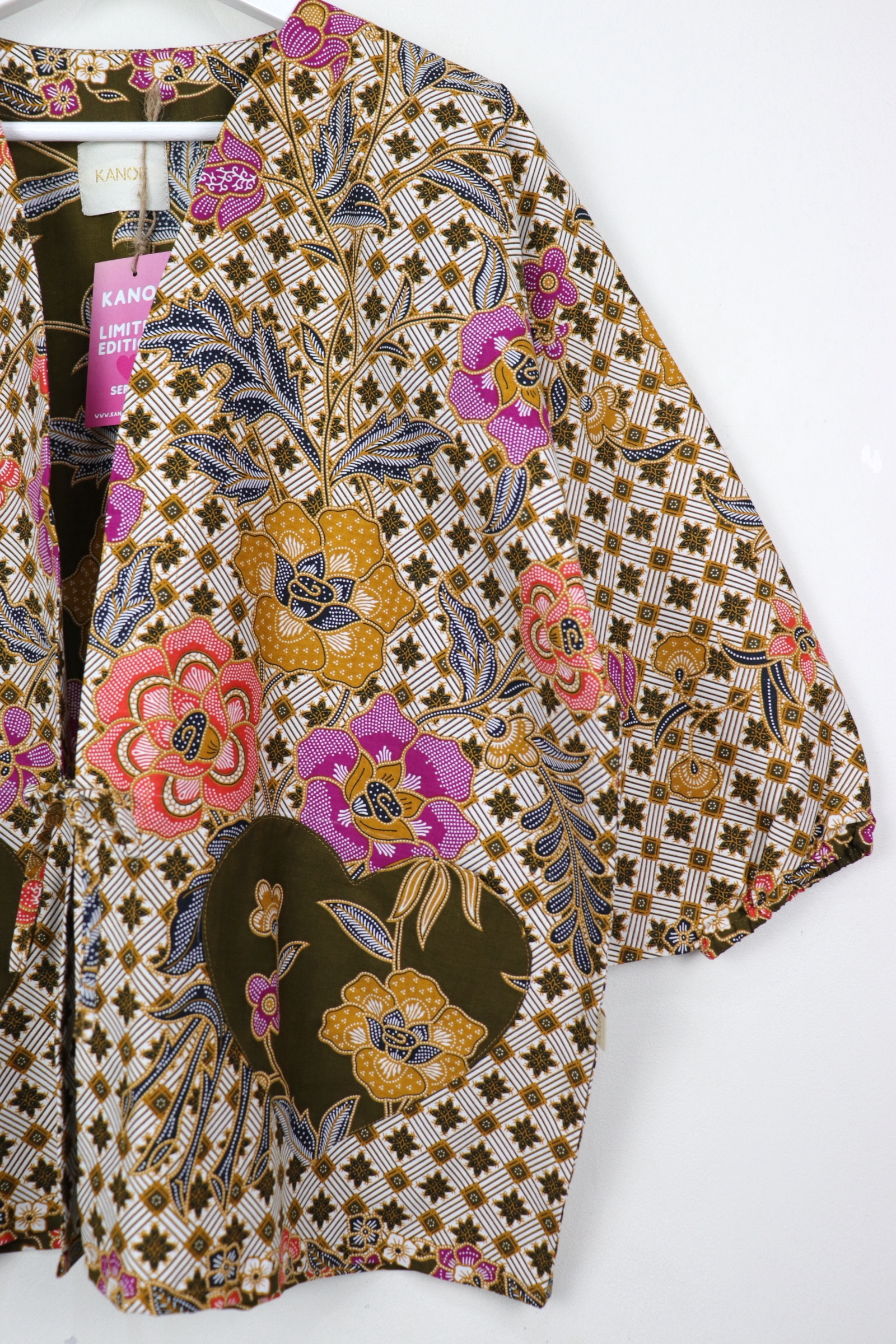 Kimono Signature Heart Pockets - Harmony Heart