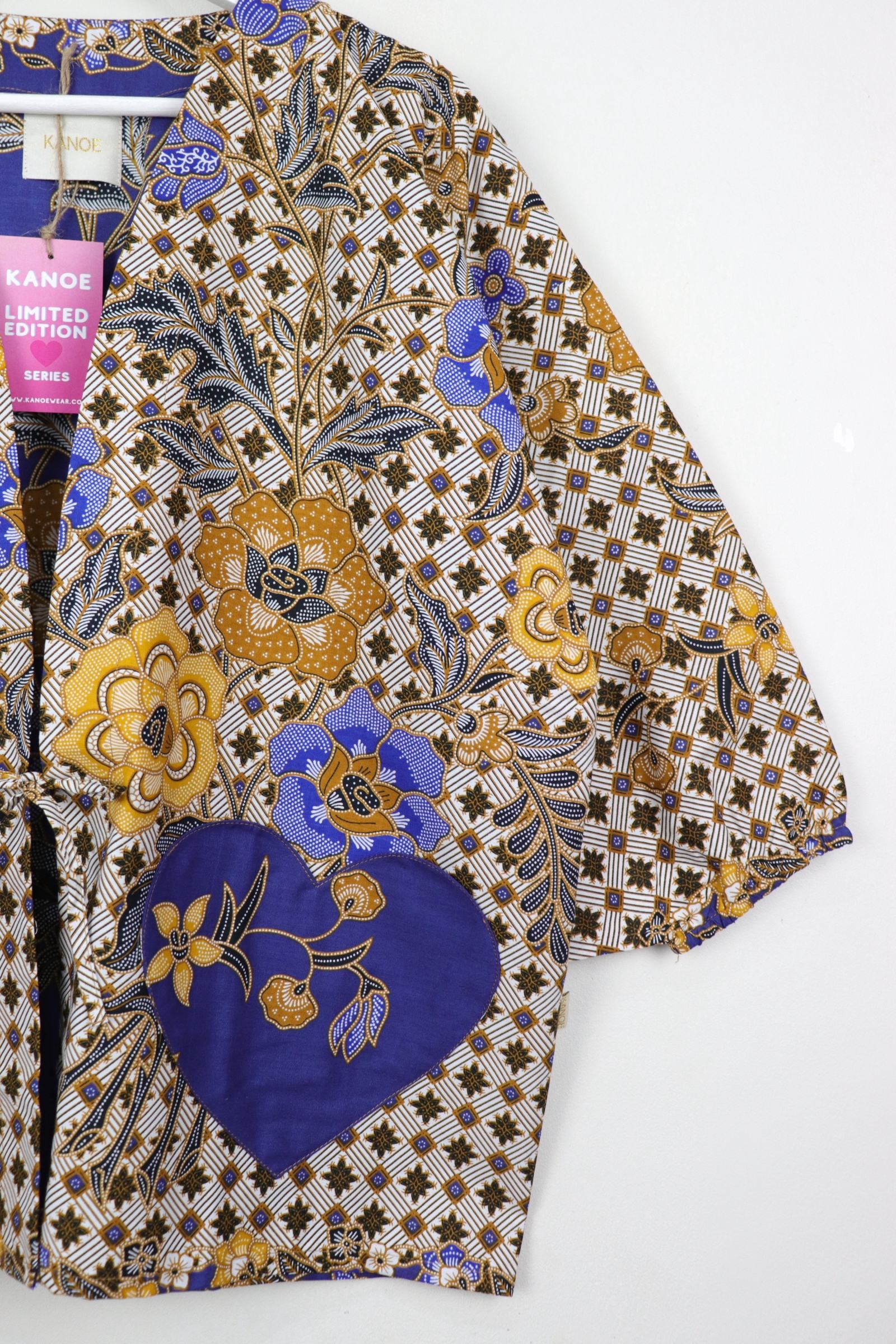 Kimono Signature Heart Pockets - Tender Heart