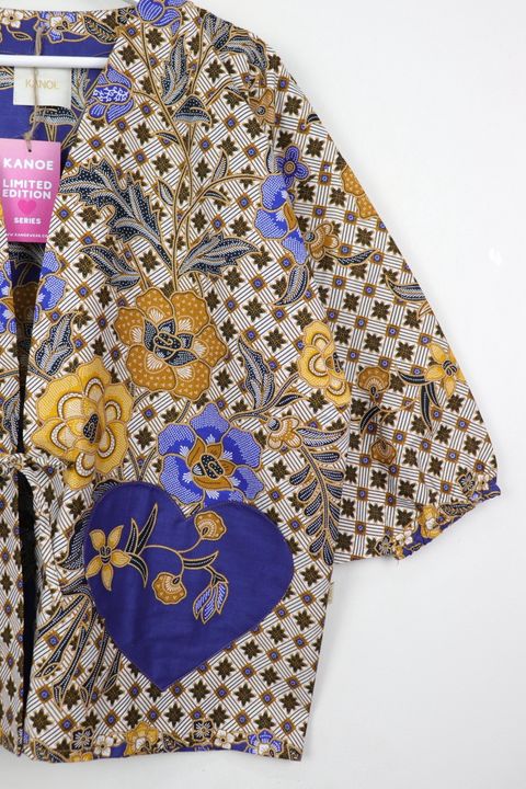 kimono signature heart pockets 33