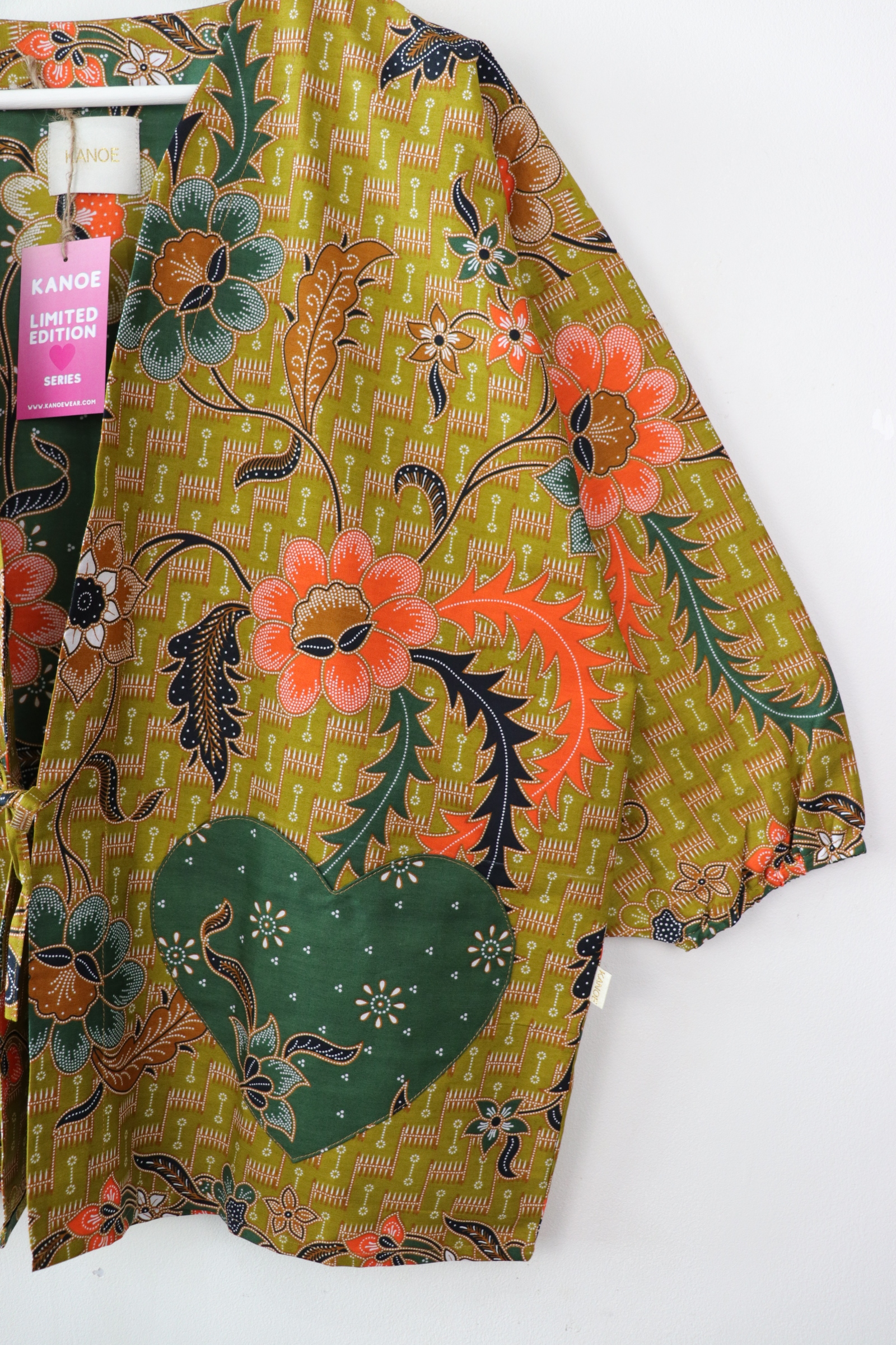 Kimono Signature Heart Pockets - Gardenia Spring