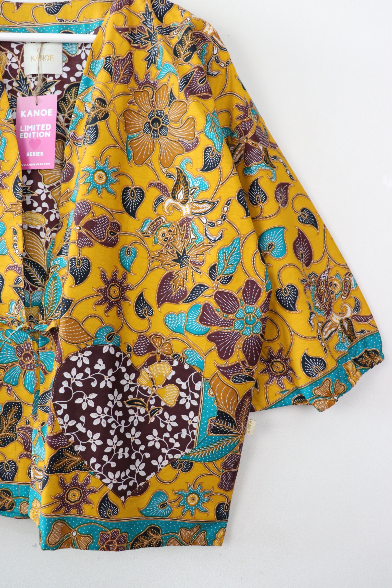 Kimono Signature Heart Pockets - Darling Dahlia