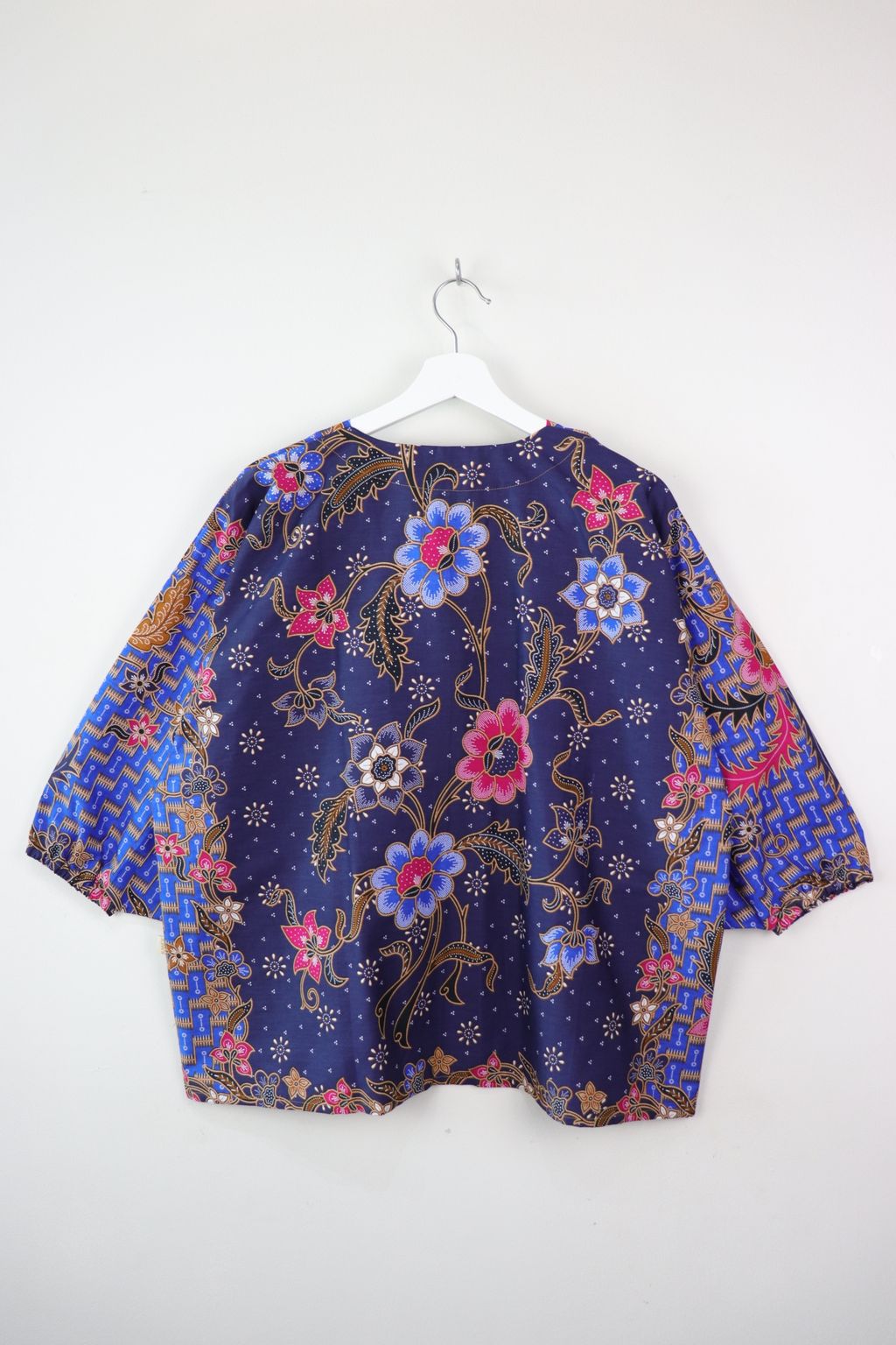 batik-kimono-signature-heart-pockets496