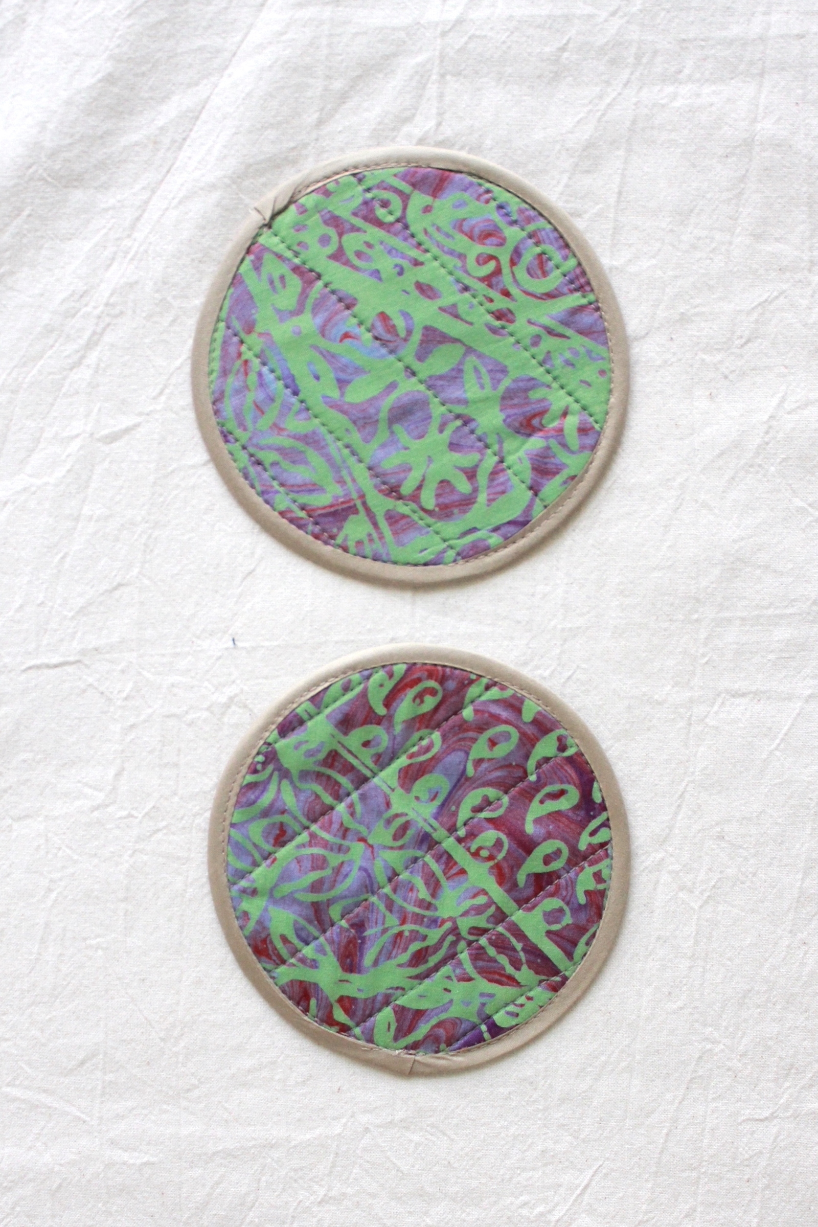 Batik Coaster - Milo Ais ( Set of 2 )