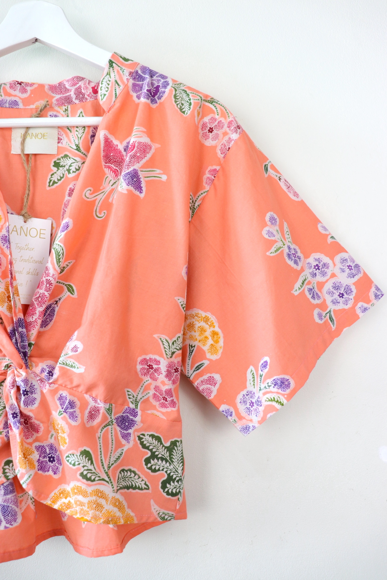Twisted Front Mandarin Top - Peachy Flow [ Handmade Batik ]