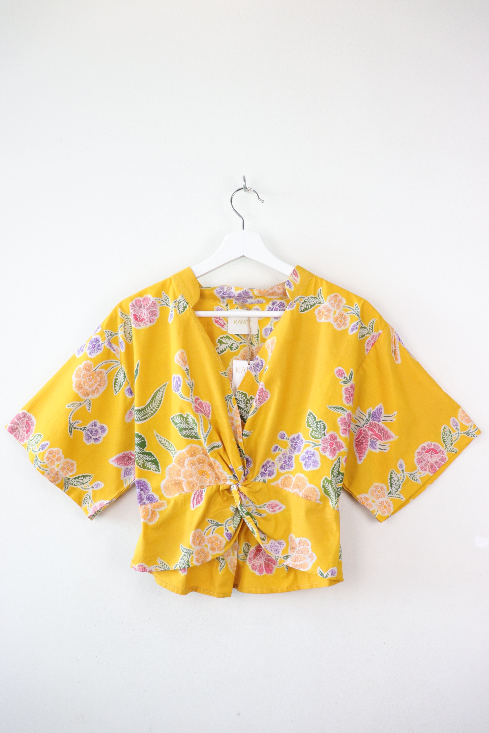 Twisted Front Mandarin Top - Butter Bean [ Handmade Batik ]