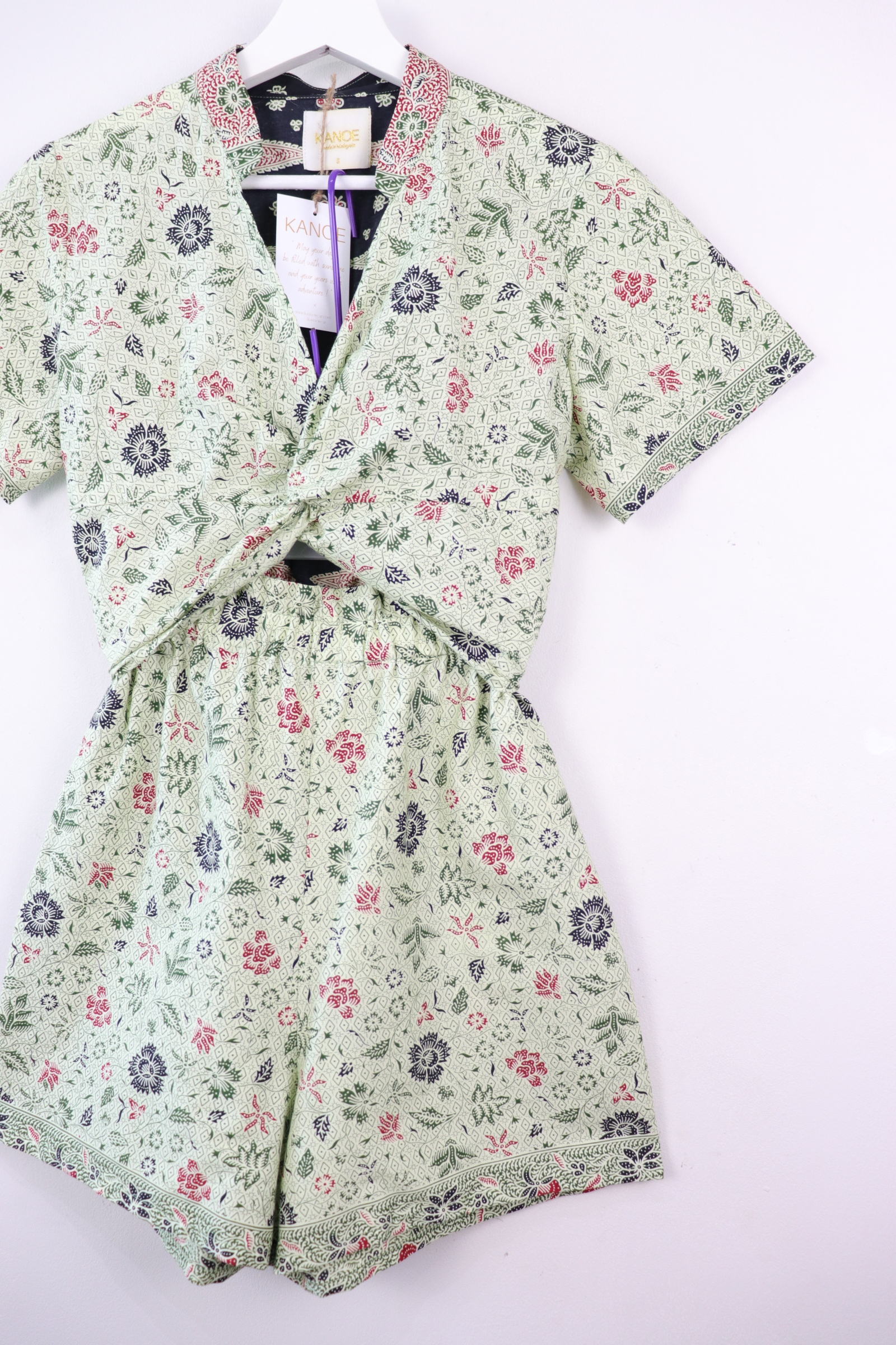 Pastel Batik Twist Set - Neko Mochi
