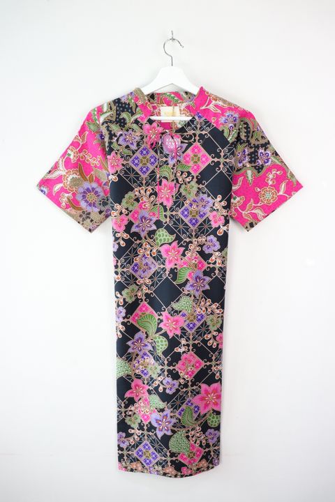 batik-qi-pao-cheongsam-long105